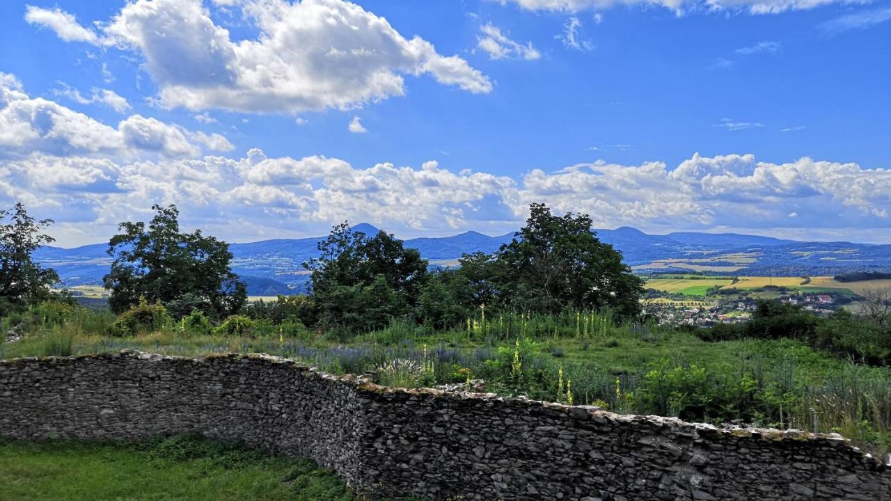 Penzion Hrad Doubravka Teplice Exterior photo